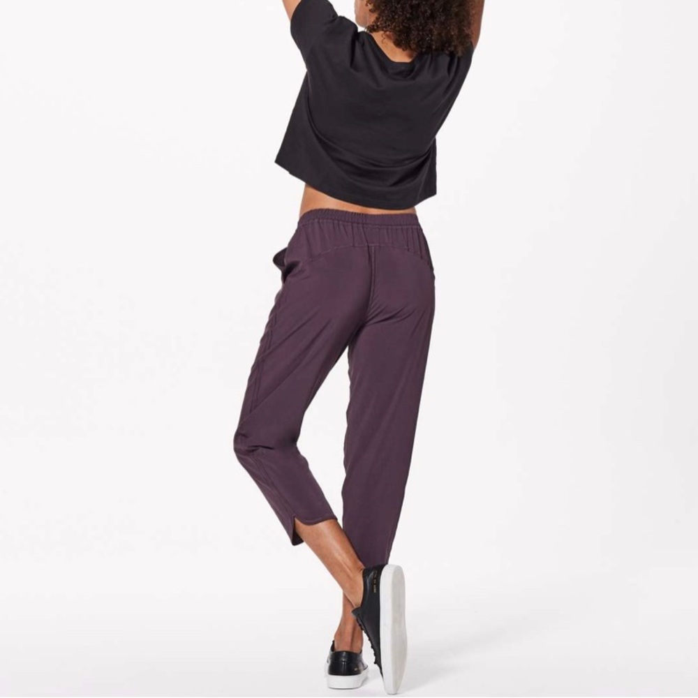 Lululemon Keep It Classic Crop *23" size 2